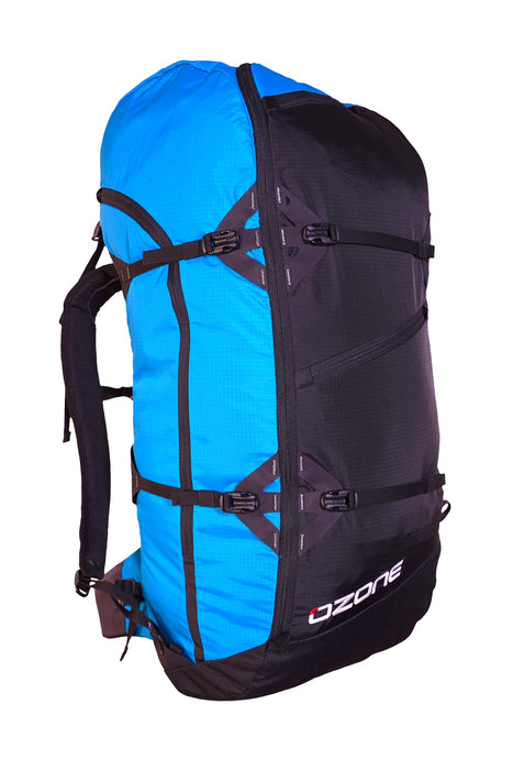 With ski / snowboard carry system, compression straps, hydration access, and a comfortable and ergonomic support frame, the SWITCH pack is a joy to carry. The reserve compartment is secure while in pack mode, but allows easy extraction in the case of a reserve deployment. In flight, the back storage compartment can be compressed via zipper to reduce the storage profile when desired.