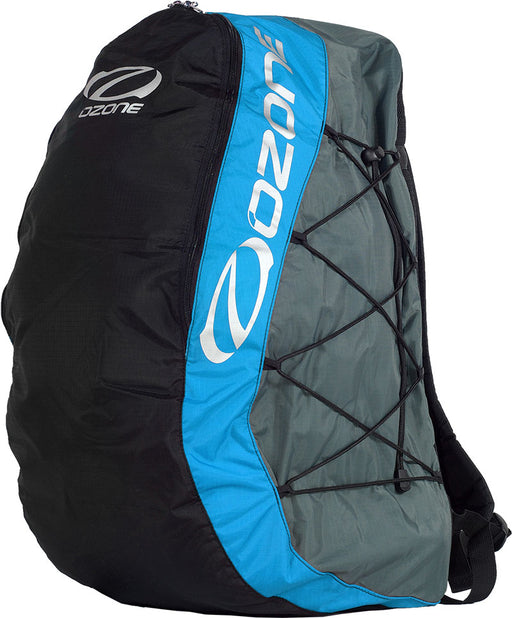 The Oxygen1 Harness was designed with comfort in mind. Comfort while flying, and also while hiking. At just 1.3kg, it is light for a harness and bag combination, but features generously padded leg and back support, full adjustments, and a comfortably sized storage compartment.